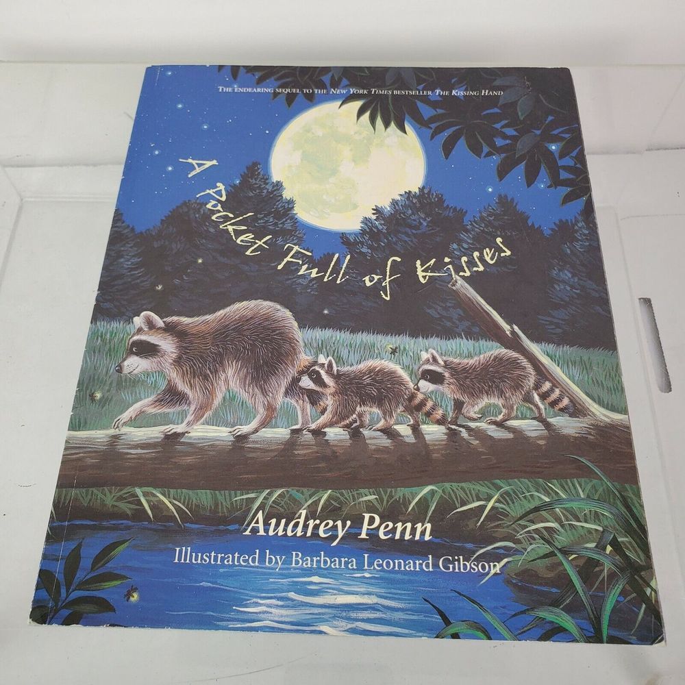A Pocket Full of Kisses by Audrey Penn Children's Book Family GUC‎